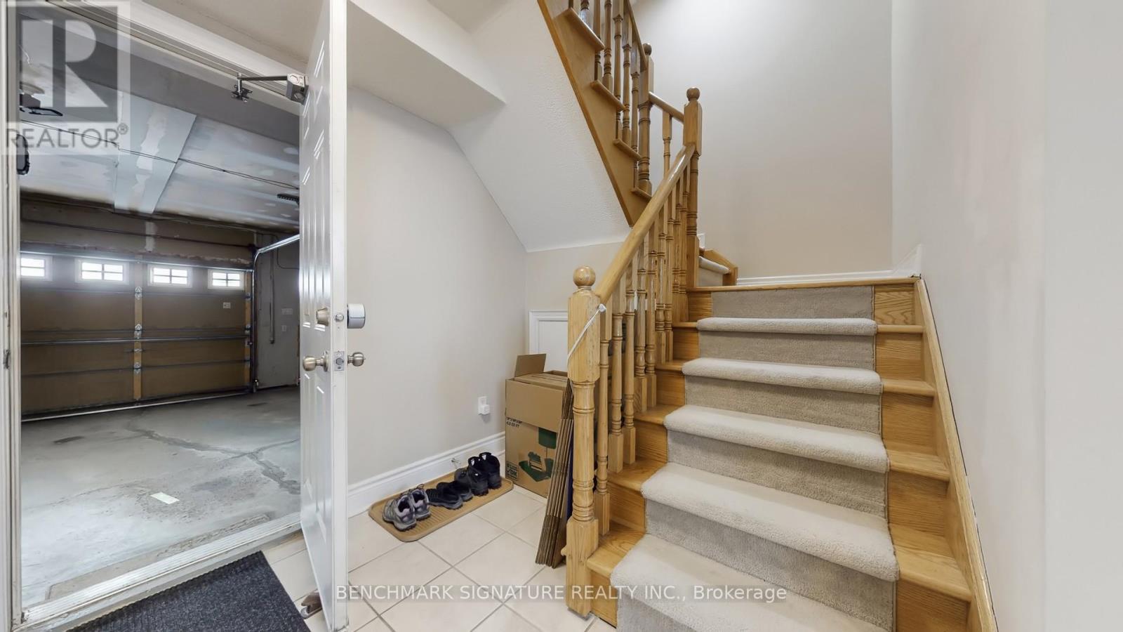105 Doris Avenue, Toronto, Ontario M2N 4T2 - Photo 29 - C12905576