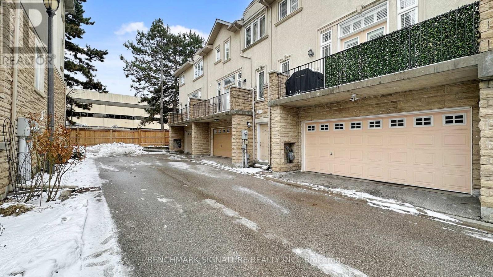 105 Doris Avenue, Toronto, Ontario M2N 4T2 - Photo 38 - C12905576