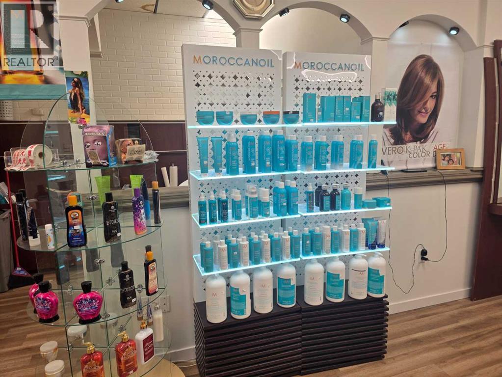 1329 Shoppers Park Mall, Grande Cache, Alberta  T0E 0Y0 - Photo 10 - A2279932