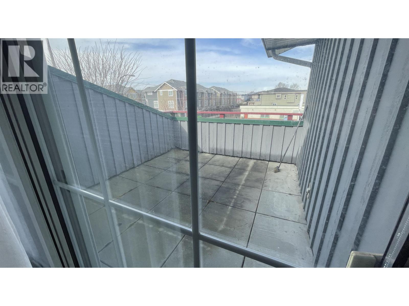 202 1102 Ewen Avenue, New Westminster, British Columbia  V3M 5E4 - Photo 13 - R3101775