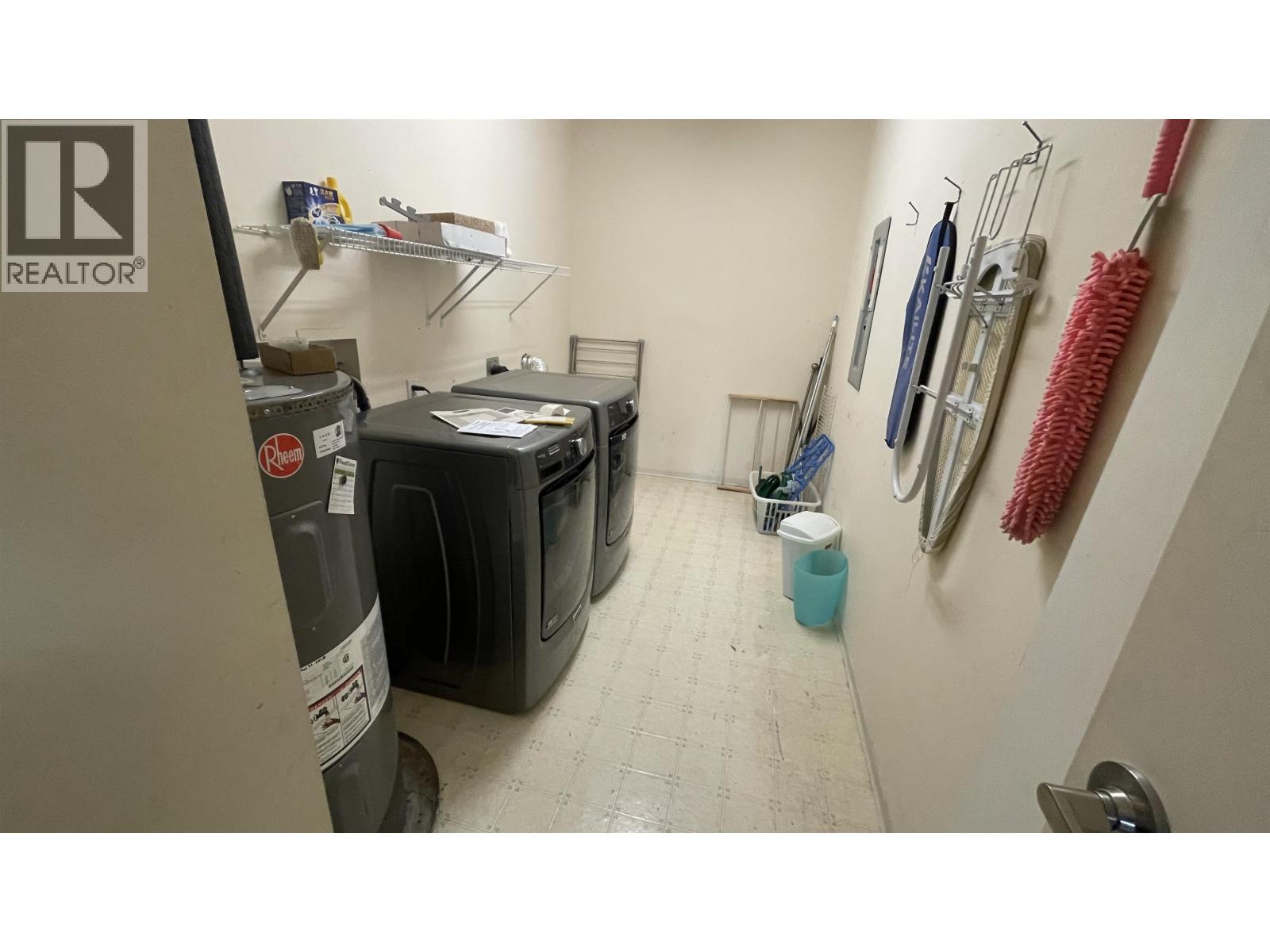 202 1102 Ewen Avenue, New Westminster, British Columbia  V3M 5E4 - Photo 6 - R3101775