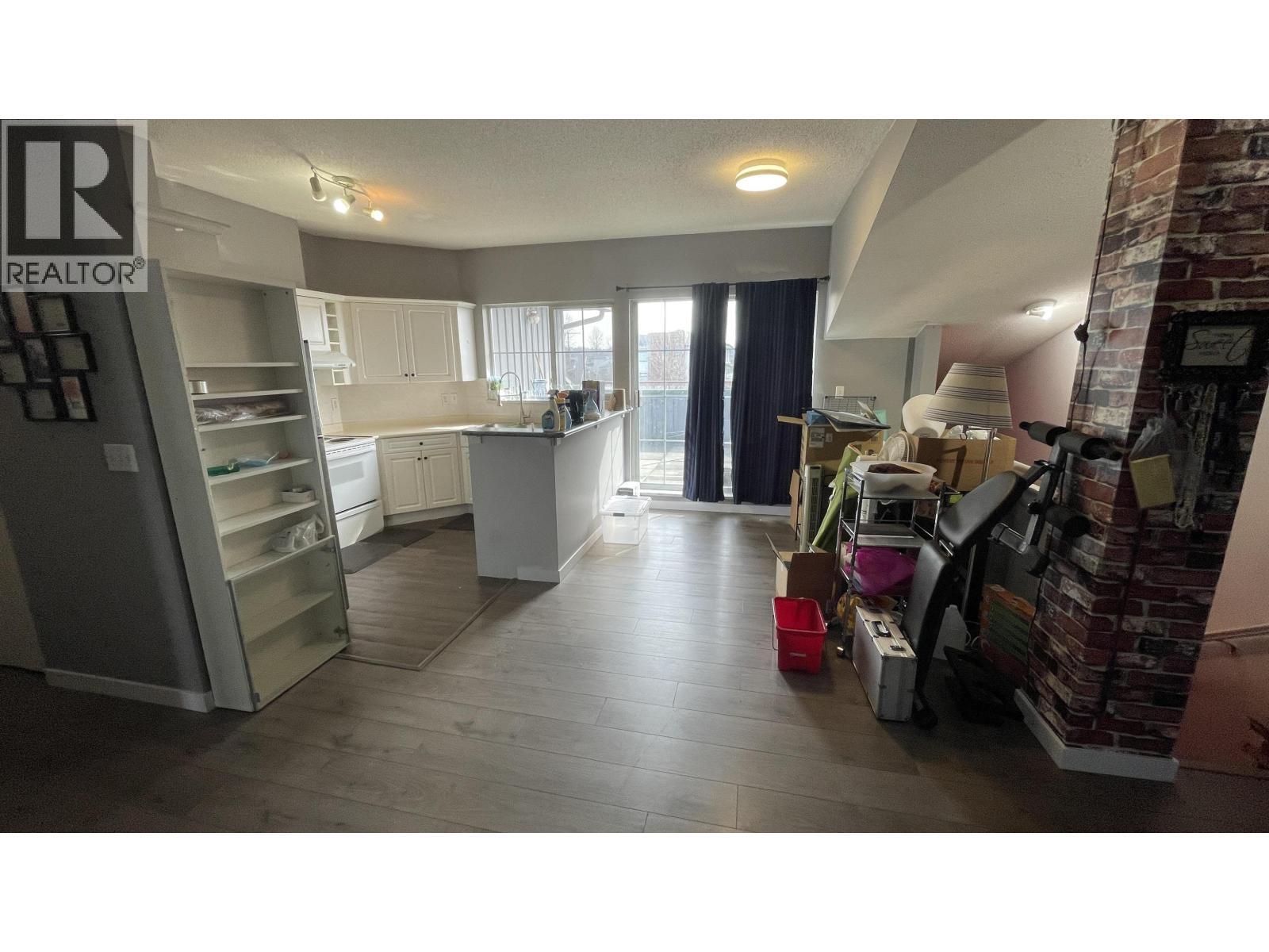 202 1102 Ewen Avenue, New Westminster, British Columbia  V3M 5E4 - Photo 14 - R3101775