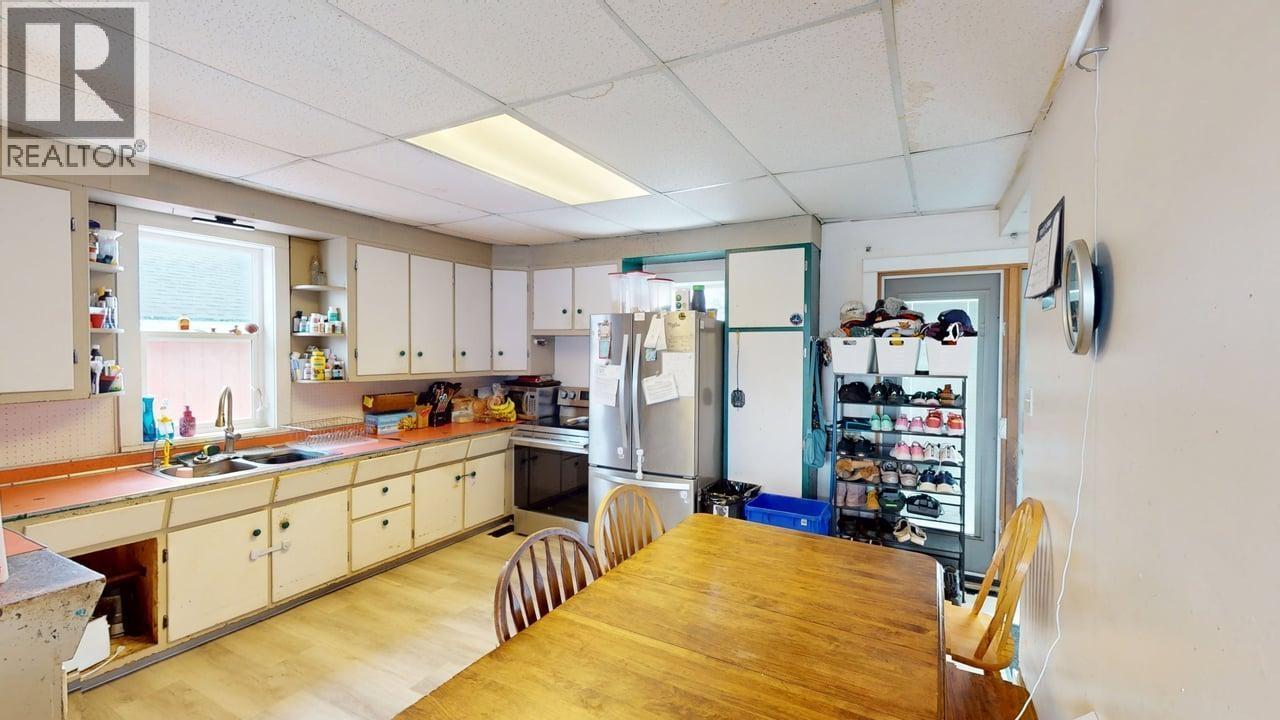 10407 105 Avenue, Fort St. John, British Columbia  V1J 2M7 - Photo 9 - R3102038