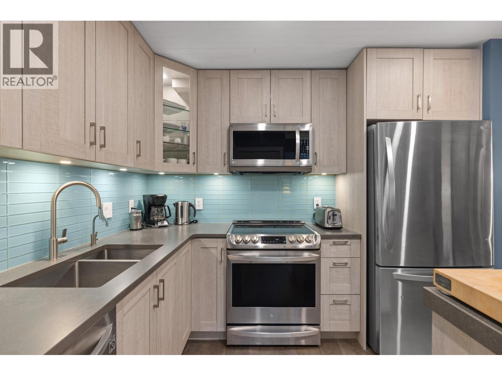 8 4857 Painted Cliff Road, Whistler, British Columbia  V8E 1C8 - Photo 12 - R3101073