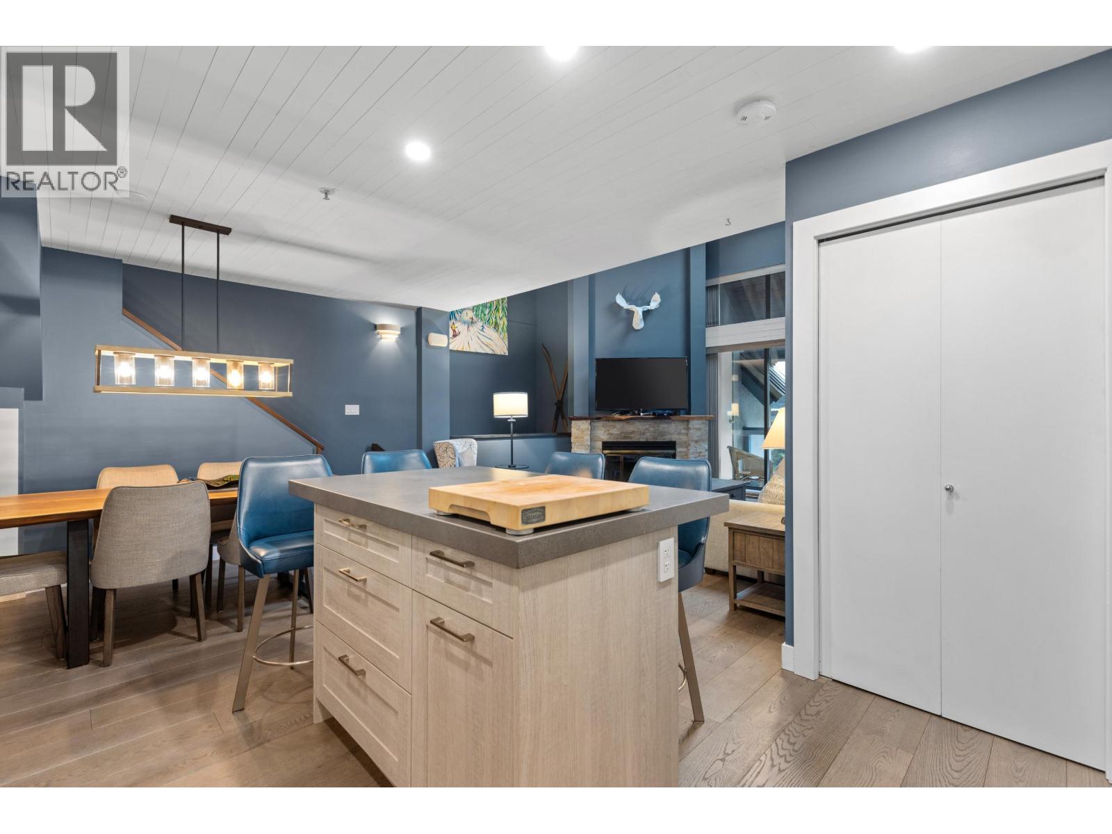 8 4857 Painted Cliff Road, Whistler, British Columbia  V8E 1C8 - Photo 14 - R3101073