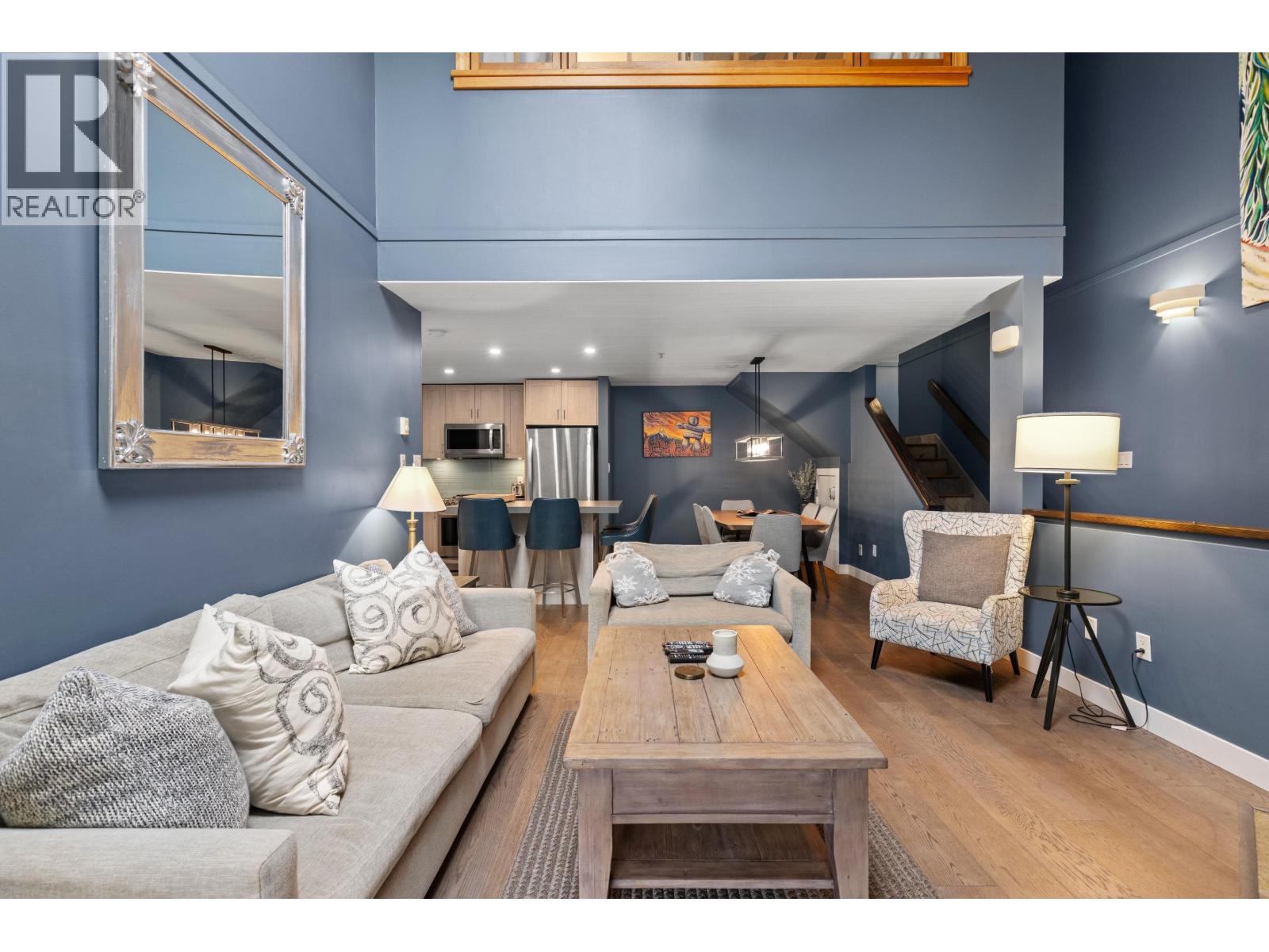 8 4857 Painted Cliff Road, Whistler, British Columbia  V8E 1C8 - Photo 4 - R3101073