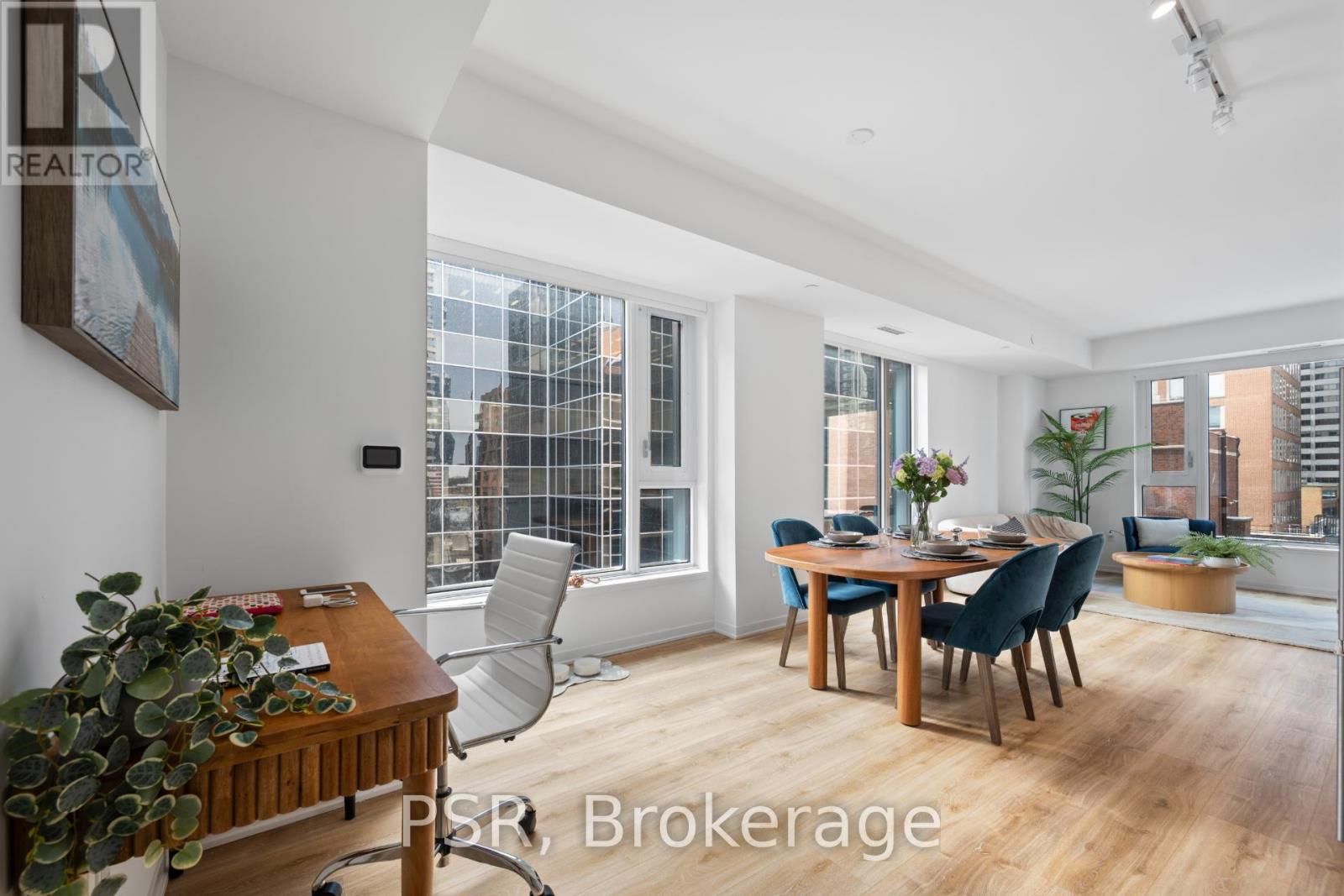 610 - 101 Roehampton Avenue, Toronto, Ontario  M4P 2W2 - Photo 2 - C12706454