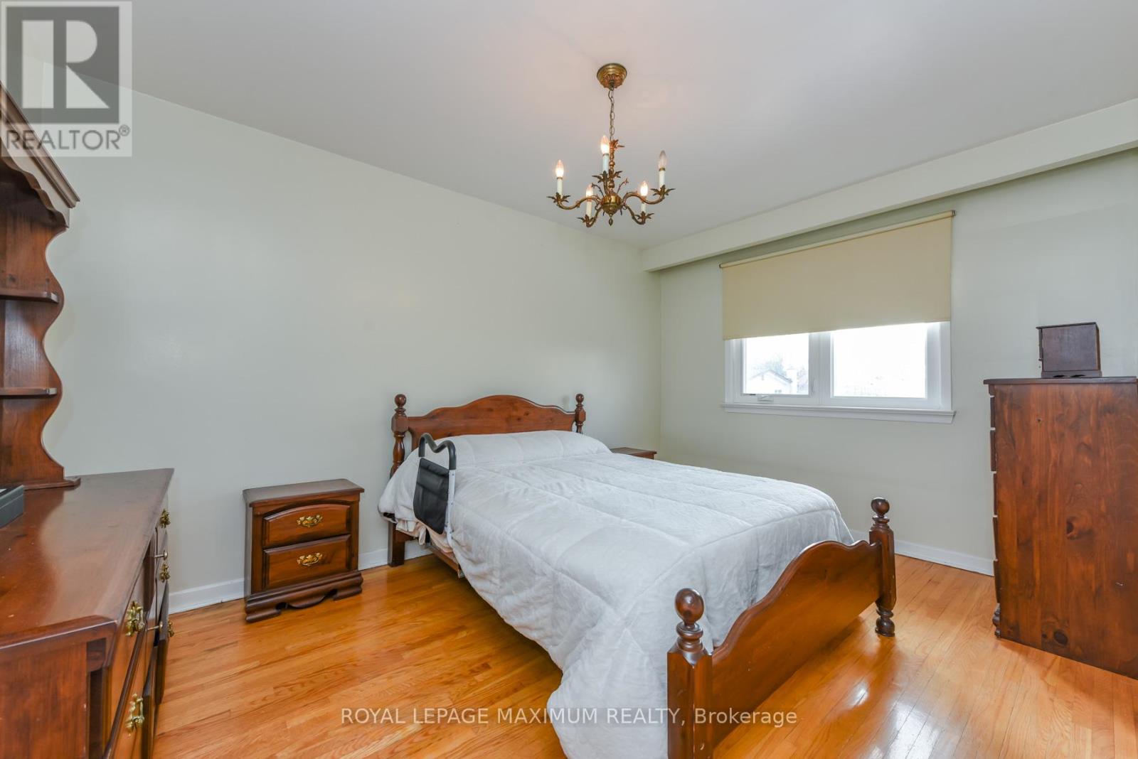 47 Fallingdale Crescent, Toronto, Ontario  M3J 1C4 - Photo 36 - W12905304