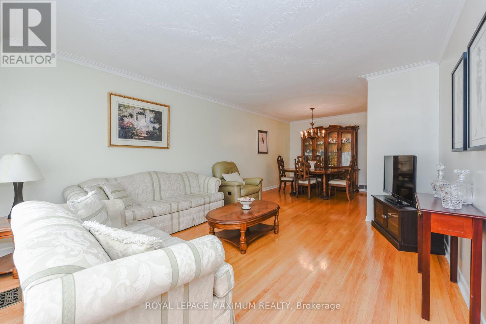 47 Fallingdale Crescent, Toronto, Ontario  M3J 1C4 - Photo 24 - W12905304