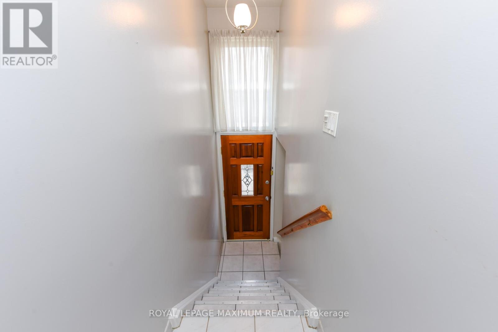 47 Fallingdale Crescent, Toronto, Ontario  M3J 1C4 - Photo 33 - W12905304