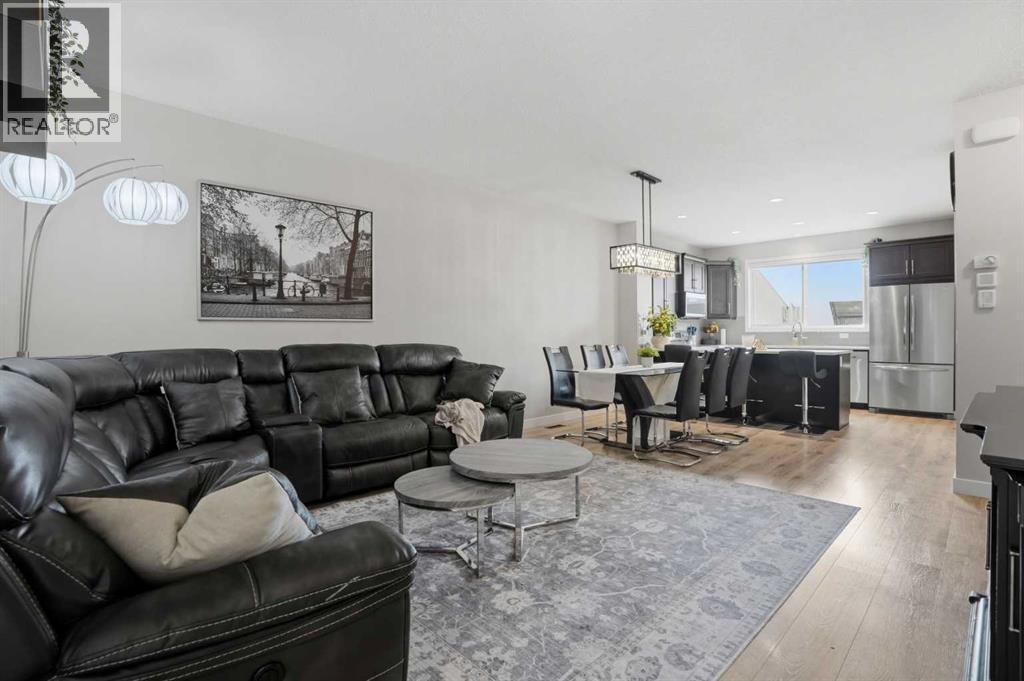 71 Masters Manor Se, Calgary, Alberta  T3M 2R4 - Photo 9 - A2294724