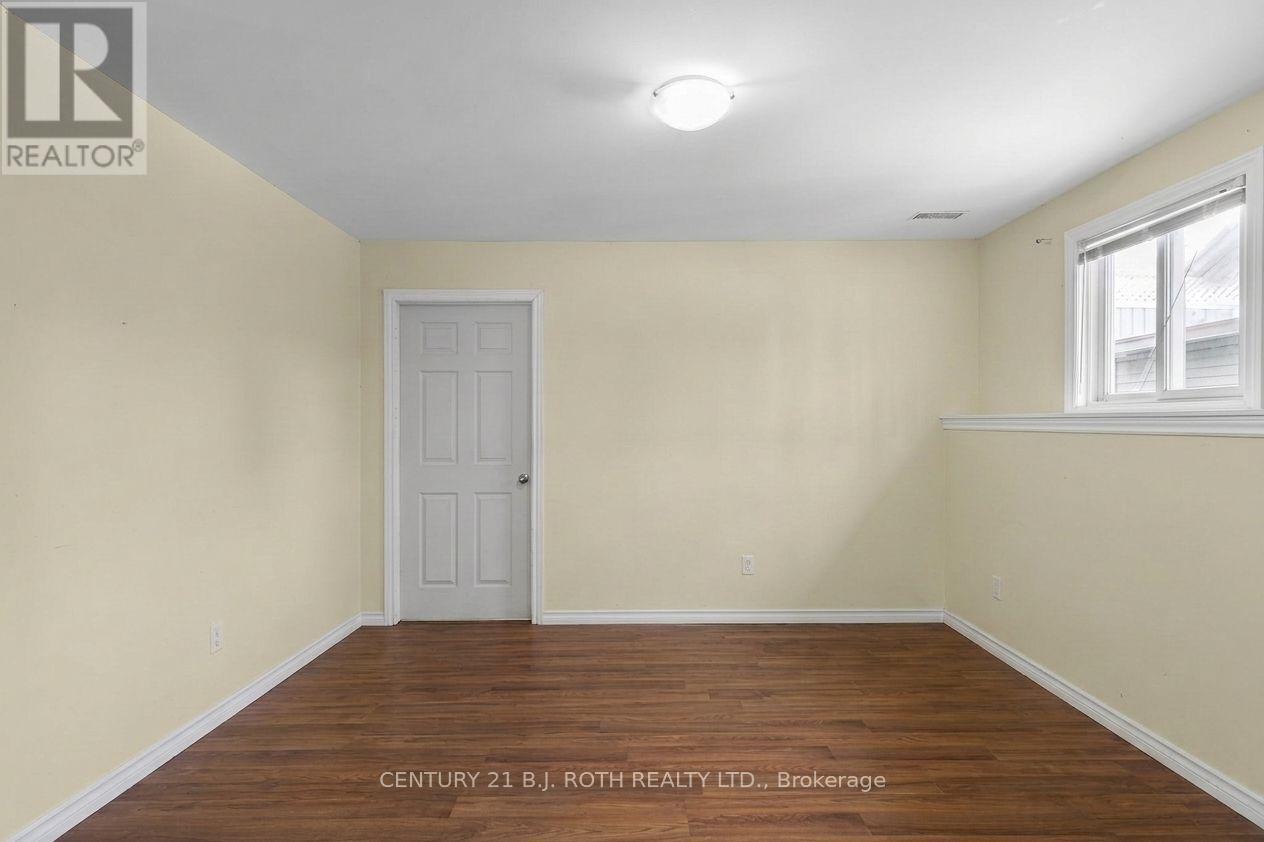 37 Louise Lane, Orillia, Ontario  L3V 7W1 - Photo 13 - S12905530