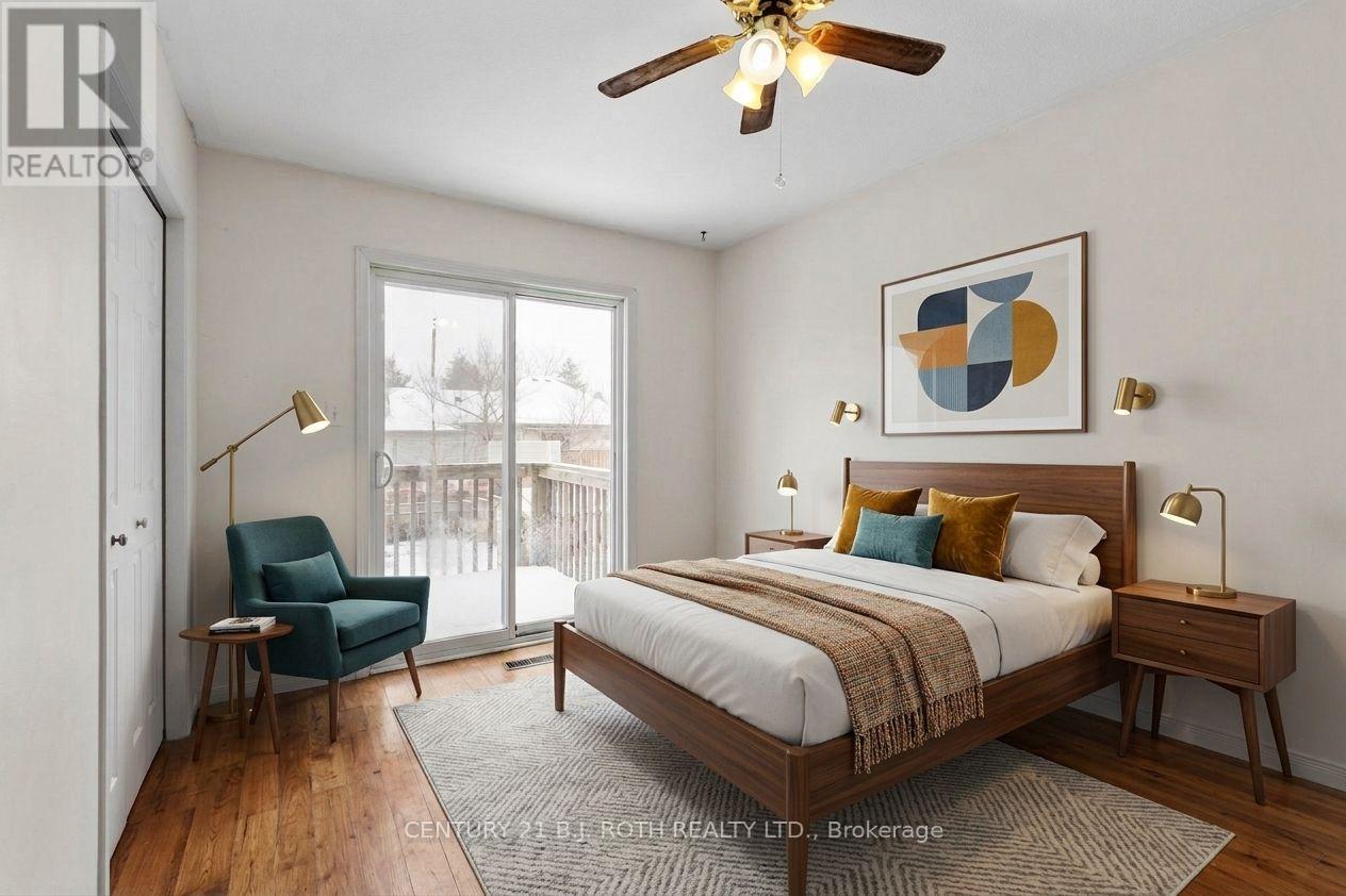 37 Louise Lane, Orillia, Ontario  L3V 7W1 - Photo 9 - S12905530