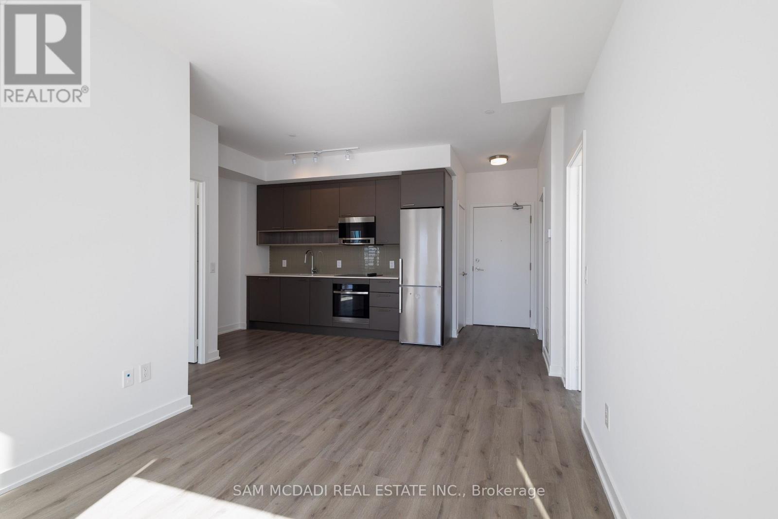 703 - 3005 Pine Glen Road, Oakville, Ontario  L6M 5P5 - Photo 6 - W12905552