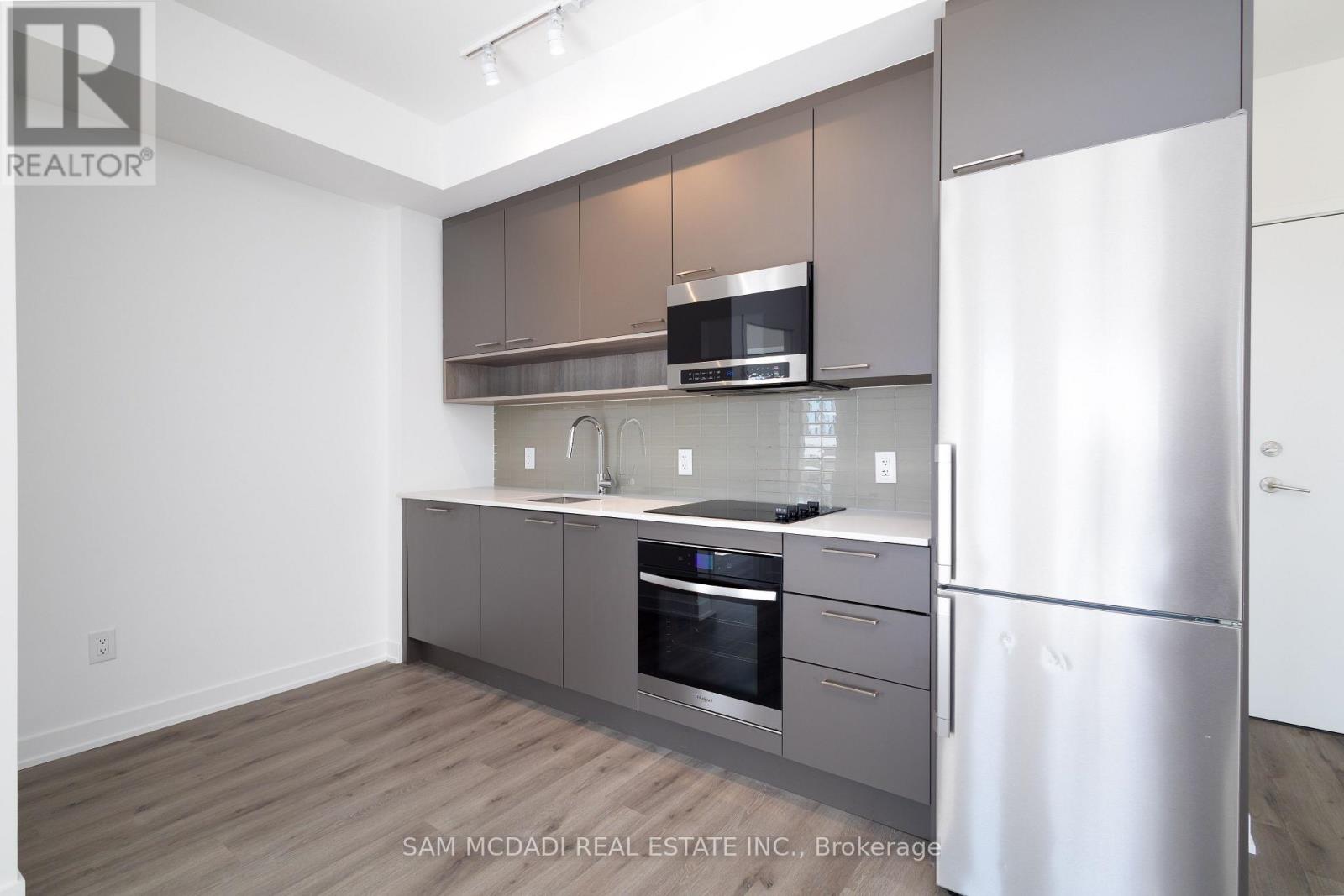 703 - 3005 Pine Glen Road, Oakville, Ontario  L6M 5P5 - Photo 8 - W12905552