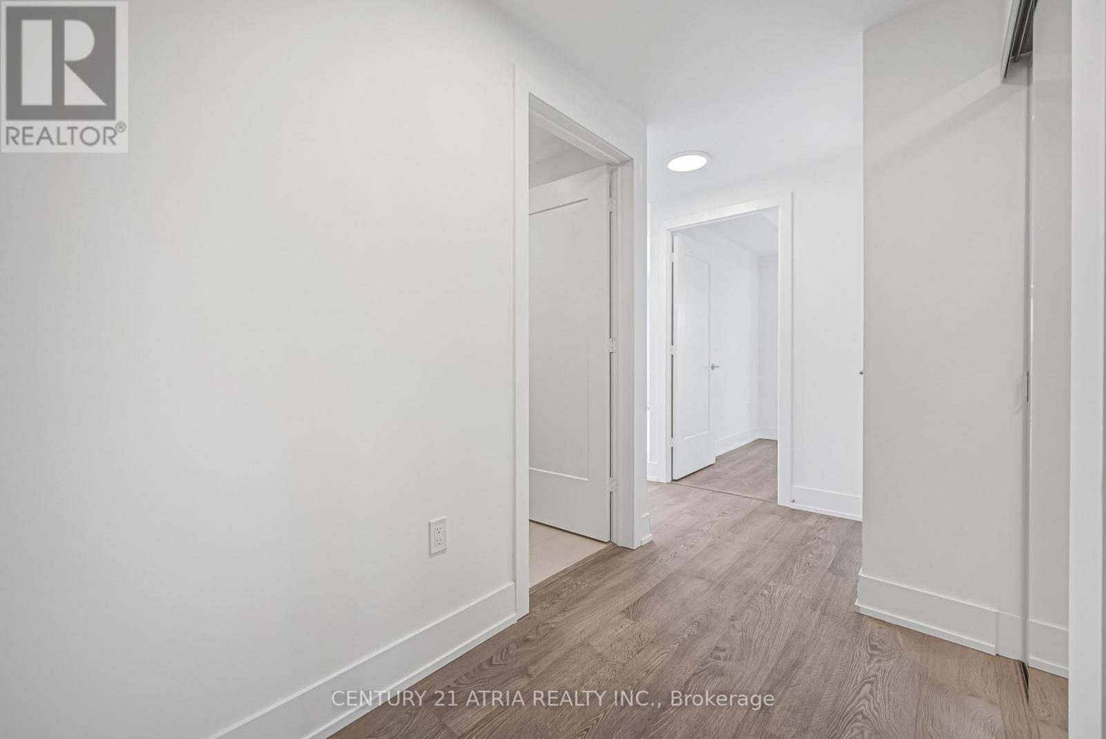 405 - 858 Dupont Street, Toronto, Ontario  M6G 0C1 - Photo 5 - W12905566