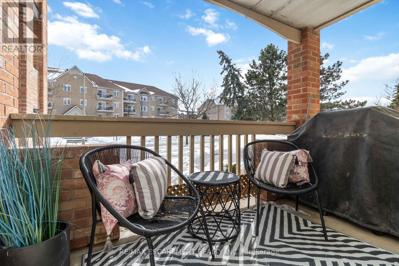 110 - 4015 Kilmer Drive, Burlington, Ontario  L7M 4M4 - Photo 27 - W12905580