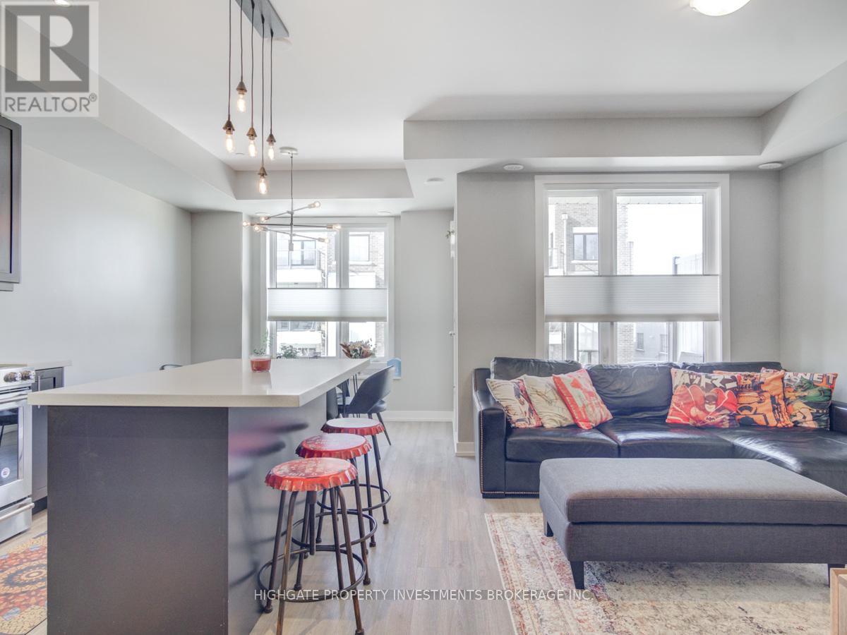 112 - 256 Royal York Road, Toronto, Ontario  M8V 2V9 - Photo 4 - W12905584