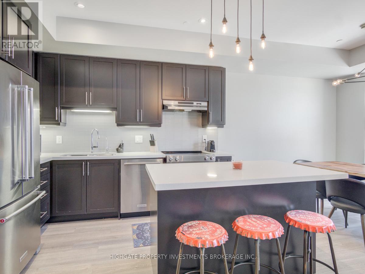 112 - 256 Royal York Road, Toronto, Ontario  M8V 2V9 - Photo 6 - W12905584