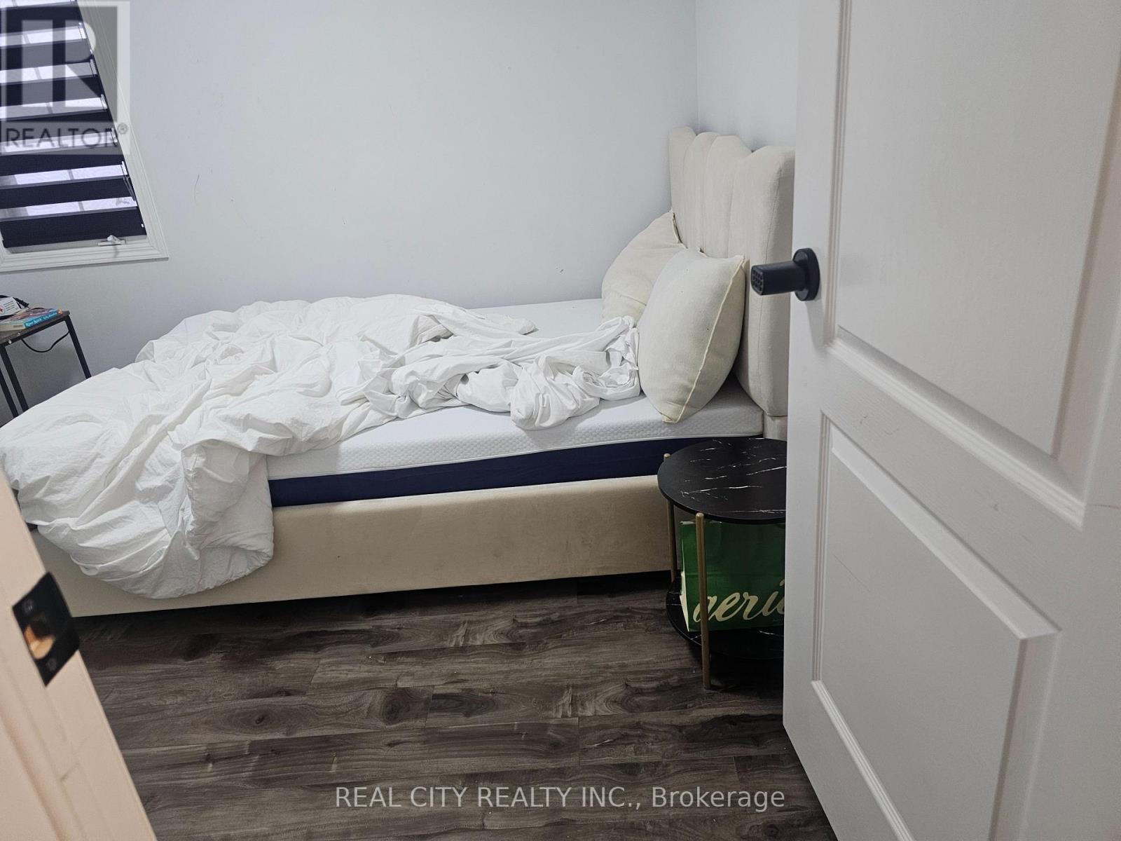 1680 Samuelson Circle, Mississauga, Ontario  L5N 7Z7 - Photo 33 - W12905596