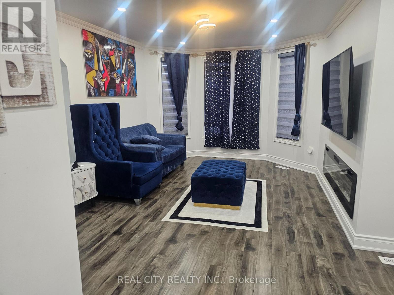 1680 Samuelson Circle, Mississauga, Ontario  L5N 7Z7 - Photo 7 - W12905596