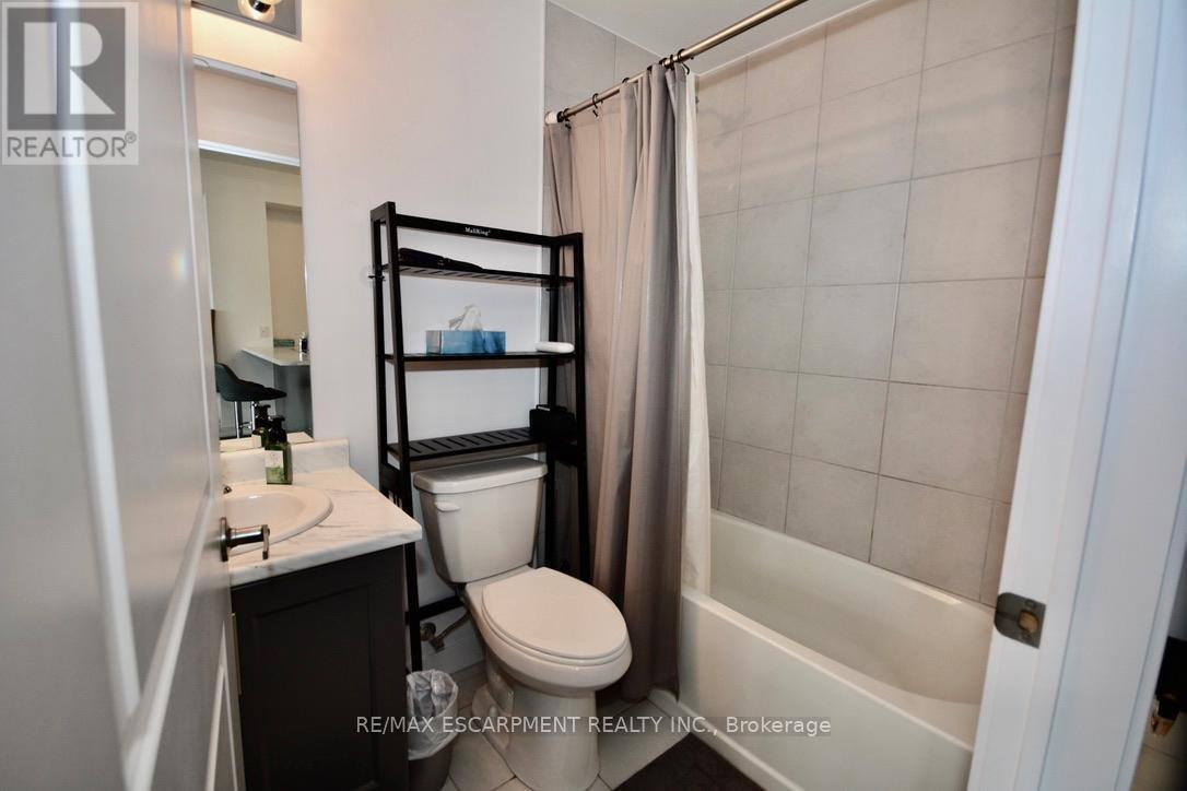 404 - 450 Dundas Street E, Hamilton, Ontario  L8B 0L7 - Photo 10 - X12905562