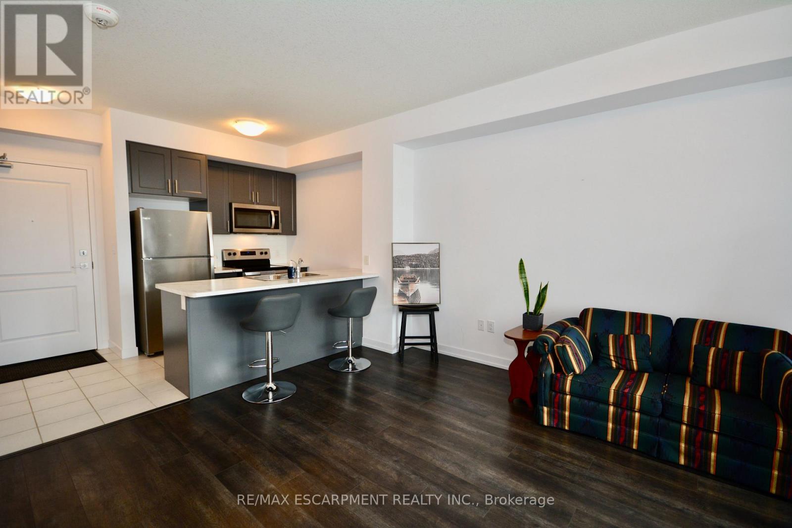 404 - 450 Dundas Street E, Hamilton, Ontario  L8B 0L7 - Photo 5 - X12905562