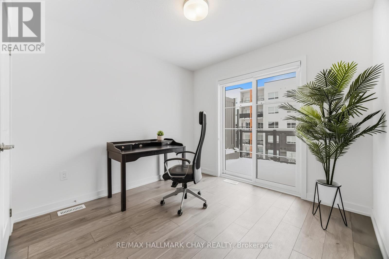 84 - 213 West Oak Trail, Kitchener, Ontario  N2R 1R4 - Photo 38 - X12905570