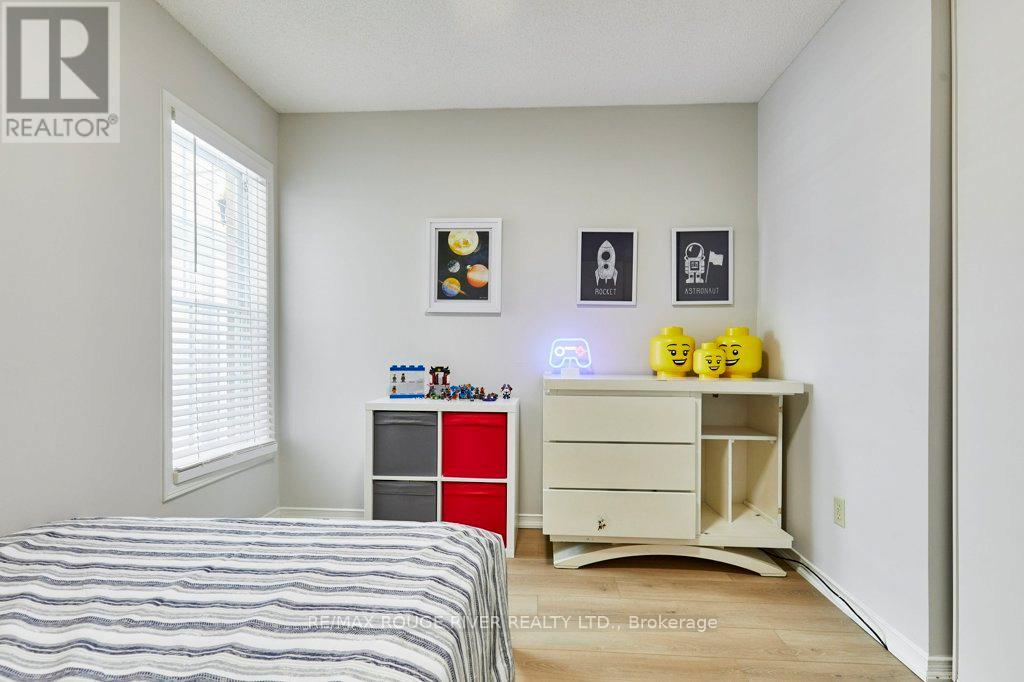 34 Cedar Court, Kawartha Lakes, Ontario  K9V 6A9 - Photo 19 - X12905586