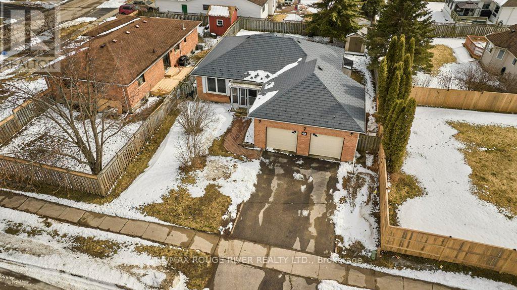 34 Cedar Court, Kawartha Lakes, Ontario  K9V 6A9 - Photo 29 - X12905586