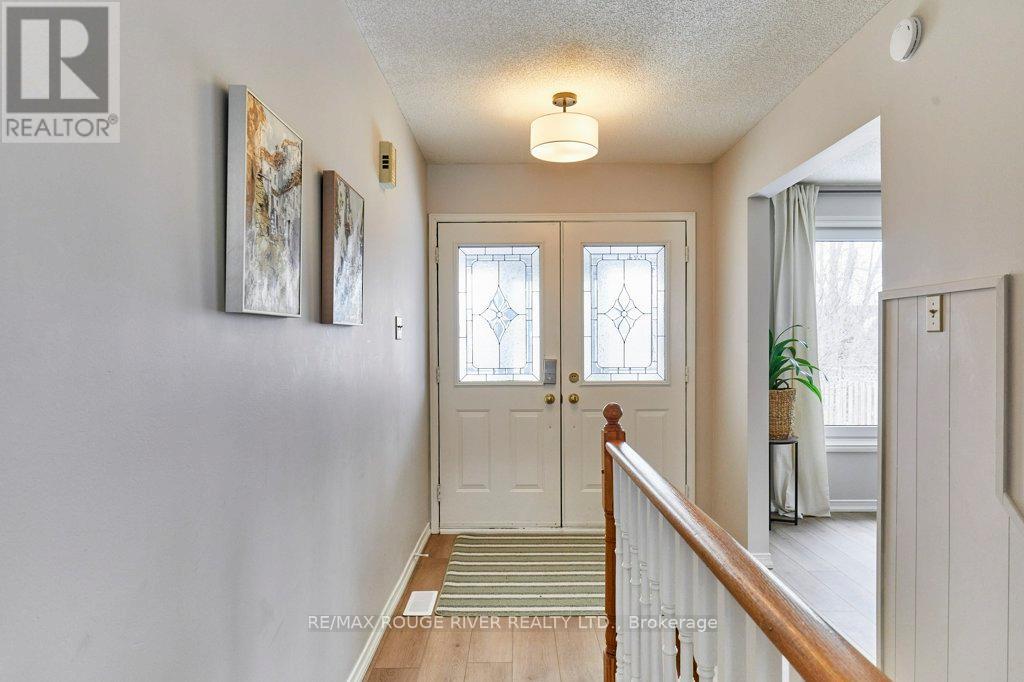 34 Cedar Court, Kawartha Lakes, Ontario  K9V 6A9 - Photo 4 - X12905586