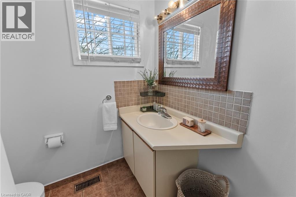 8141 Coventry Road Unit# 84, Niagara Falls, Ontario  L2H 2X7 - Photo 13 - 40813699