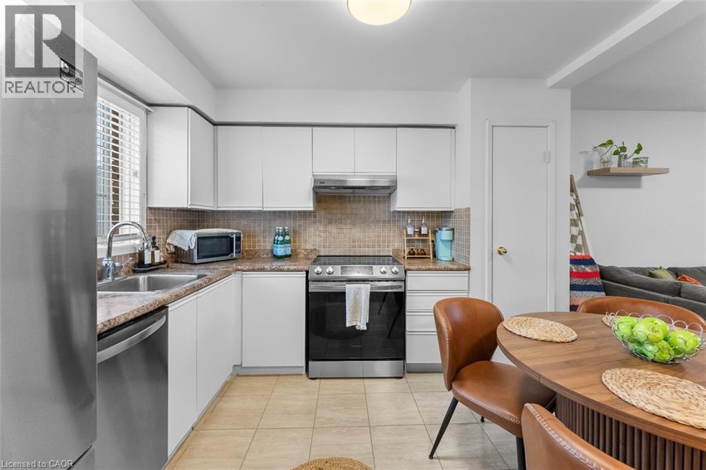 8141 Coventry Road Unit# 84, Niagara Falls, Ontario  L2H 2X7 - Photo 3 - 40813699