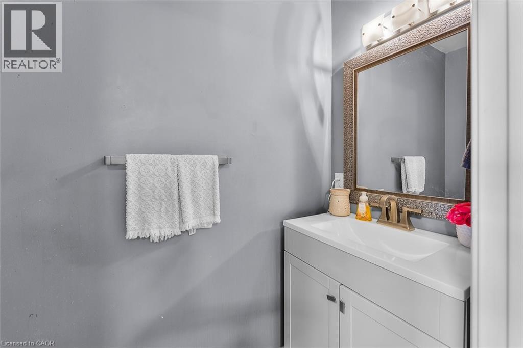 8141 Coventry Road Unit# 84, Niagara Falls, Ontario  L2H 2X7 - Photo 9 - 40813699