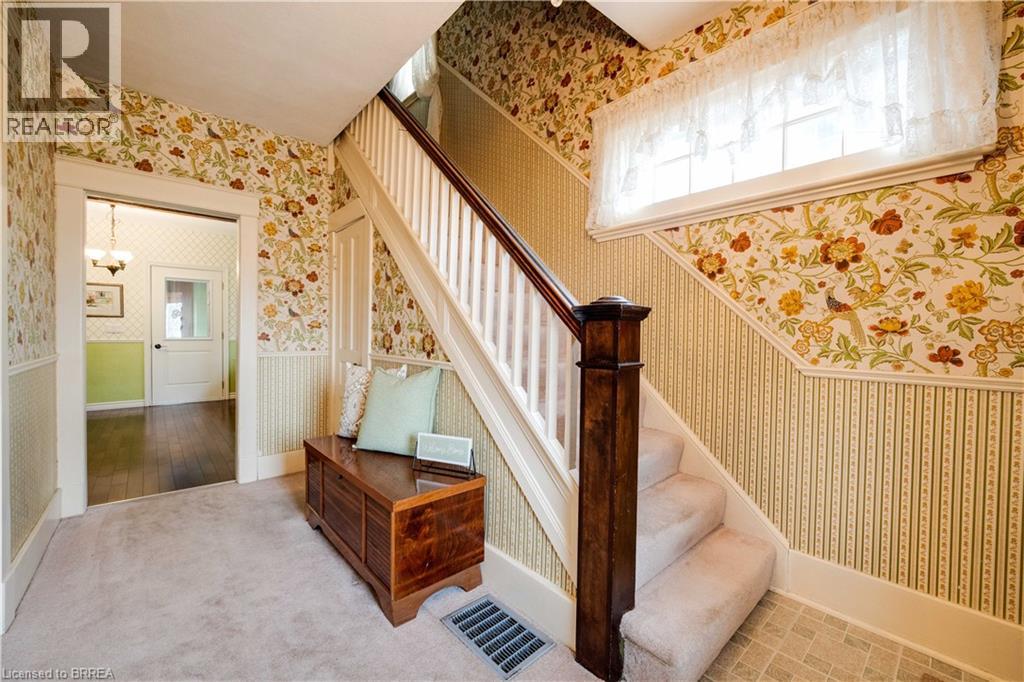 46 Jane Street, Paris, Ontario  N3L 2X9 - Photo 3 - 40809073