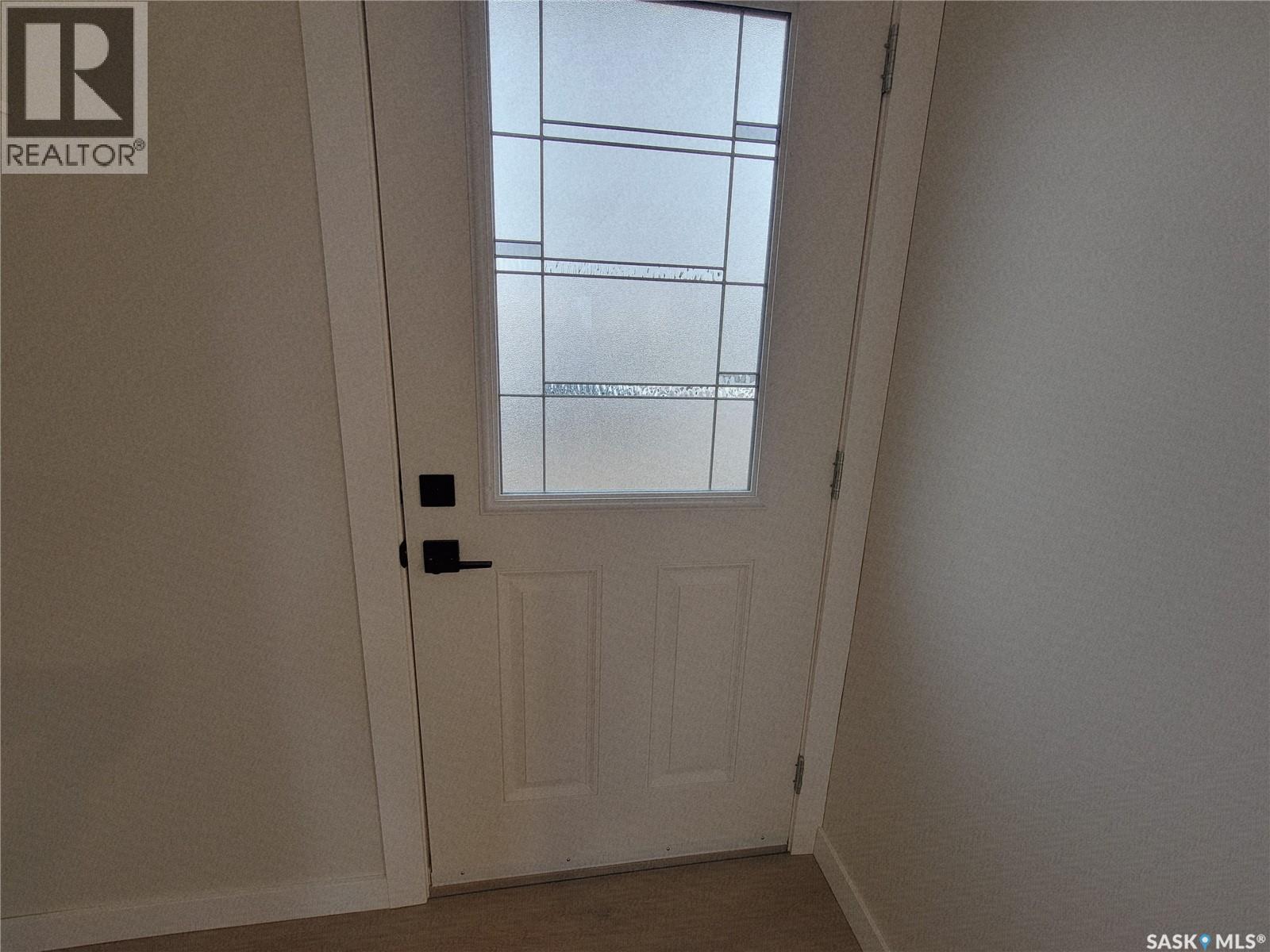 357 5th Avenue W, Unity, Saskatchewan  S0K 4L0 - Photo 18 - SK030974