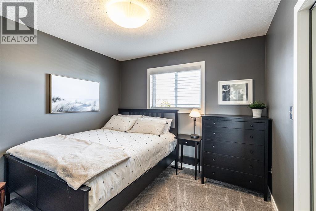 592 Hemingway Crescent Ne, Medicine Hat, Alberta  T1C 1X4 - Photo 36 - A2294703