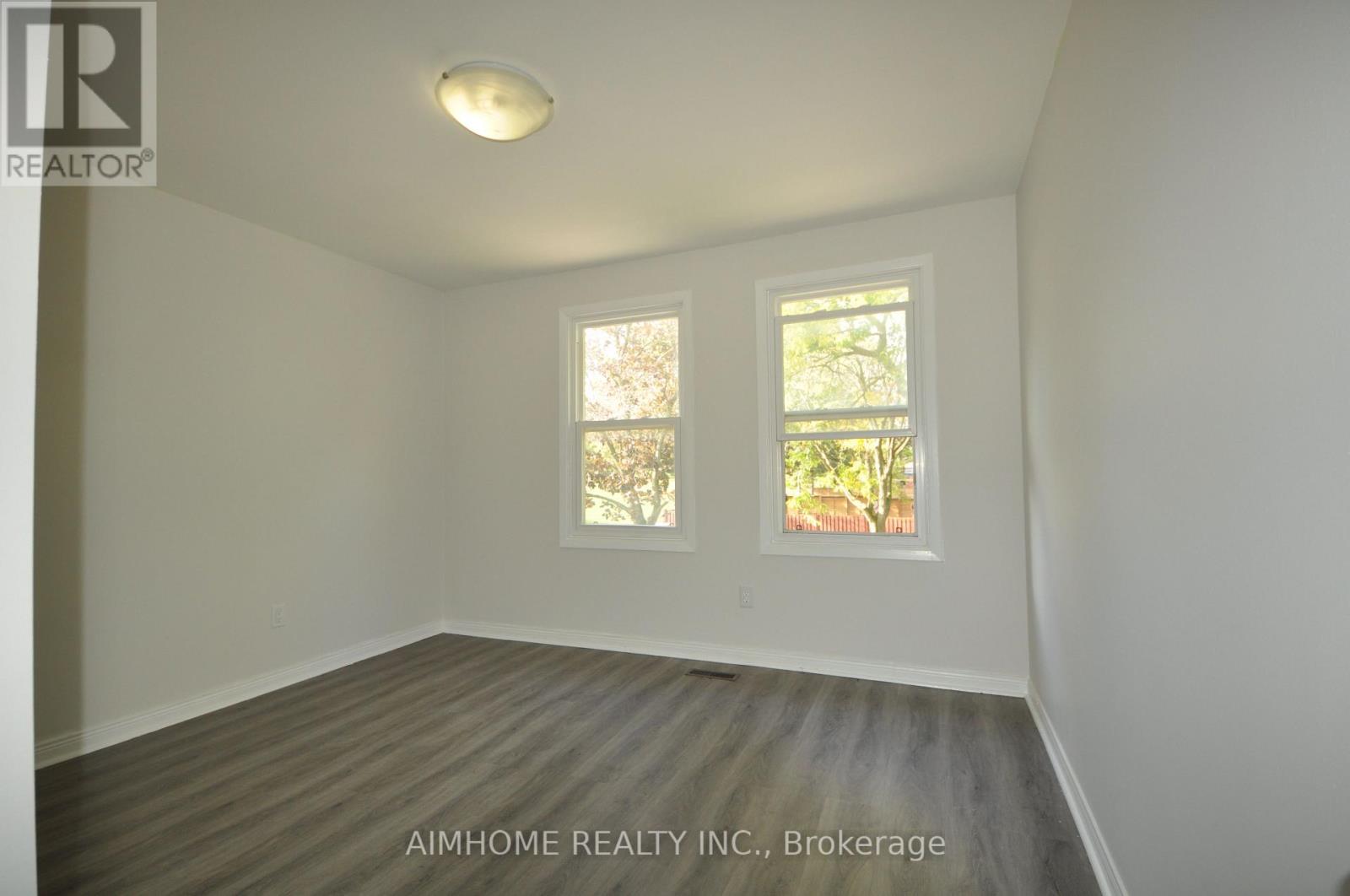 36 Flowervale Road, Markham, Ontario  L3T 4J4 - Photo 14 - N12684530