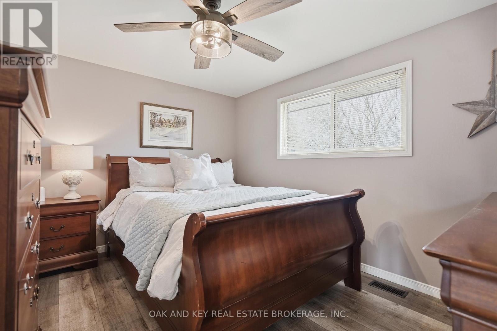 207 Simcoe Court, Middlesex Centre, Ontario  N0L 1R0 - Photo 15 - X12905624