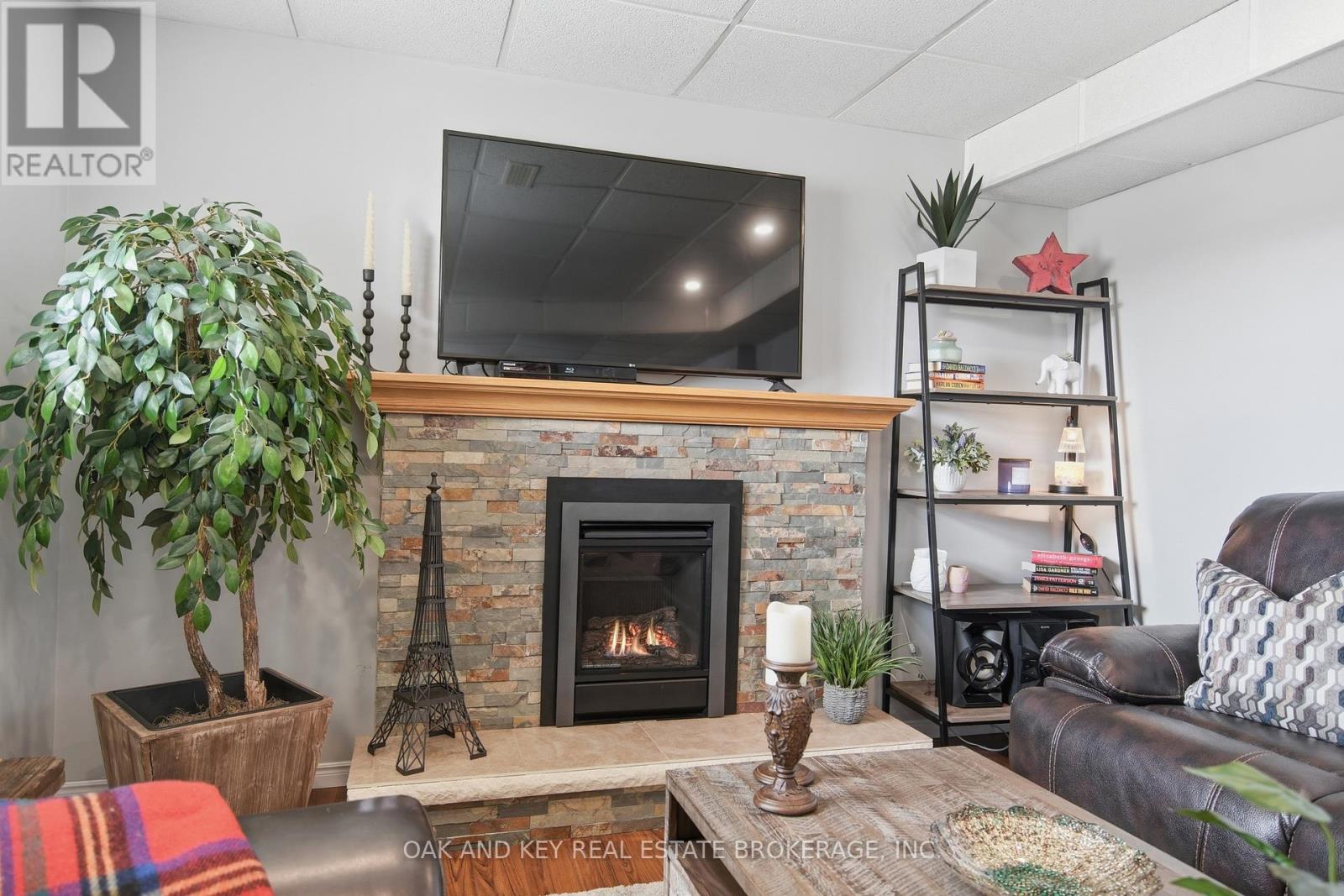 207 Simcoe Court, Middlesex Centre, Ontario  N0L 1R0 - Photo 22 - X12905624