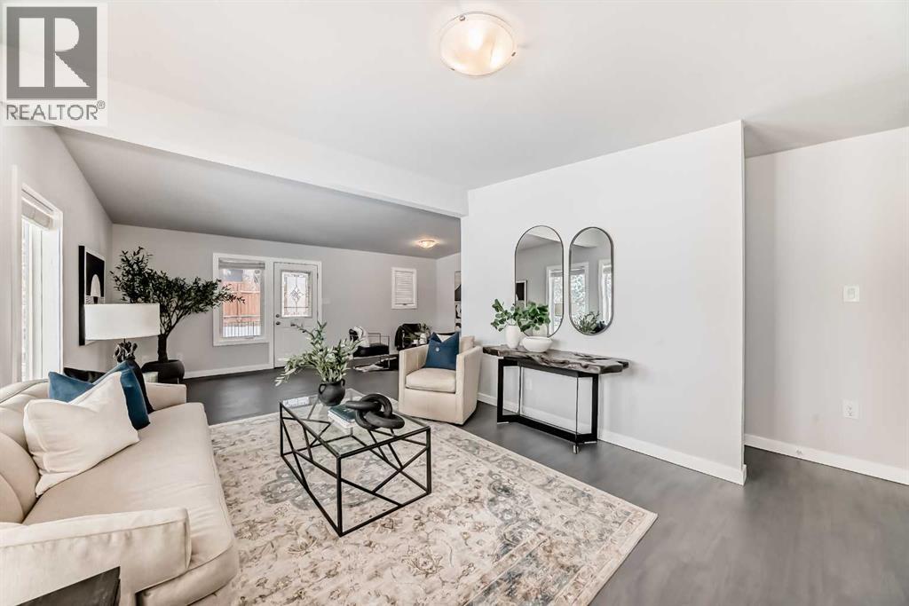 5808 Dalton Drive NW, Calgary, Alberta  T3A 1C6 - Photo 3 - A2289034