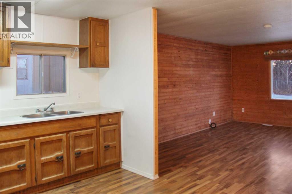 4, 4504 41 Street, Camrose, Alberta  T4V 4K4 - Photo 12 - A2272481