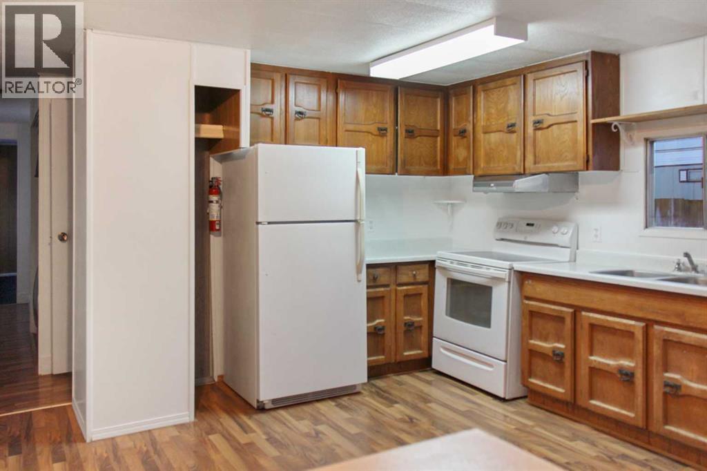 4, 4504 41 Street, Camrose, Alberta  T4V 4K4 - Photo 13 - A2272481