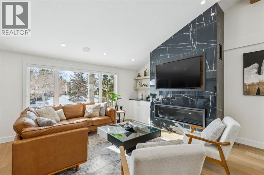 308 Silvergrove Drive Nw, Calgary, Alberta  T3B 4M5 - Photo 9 - A2291077