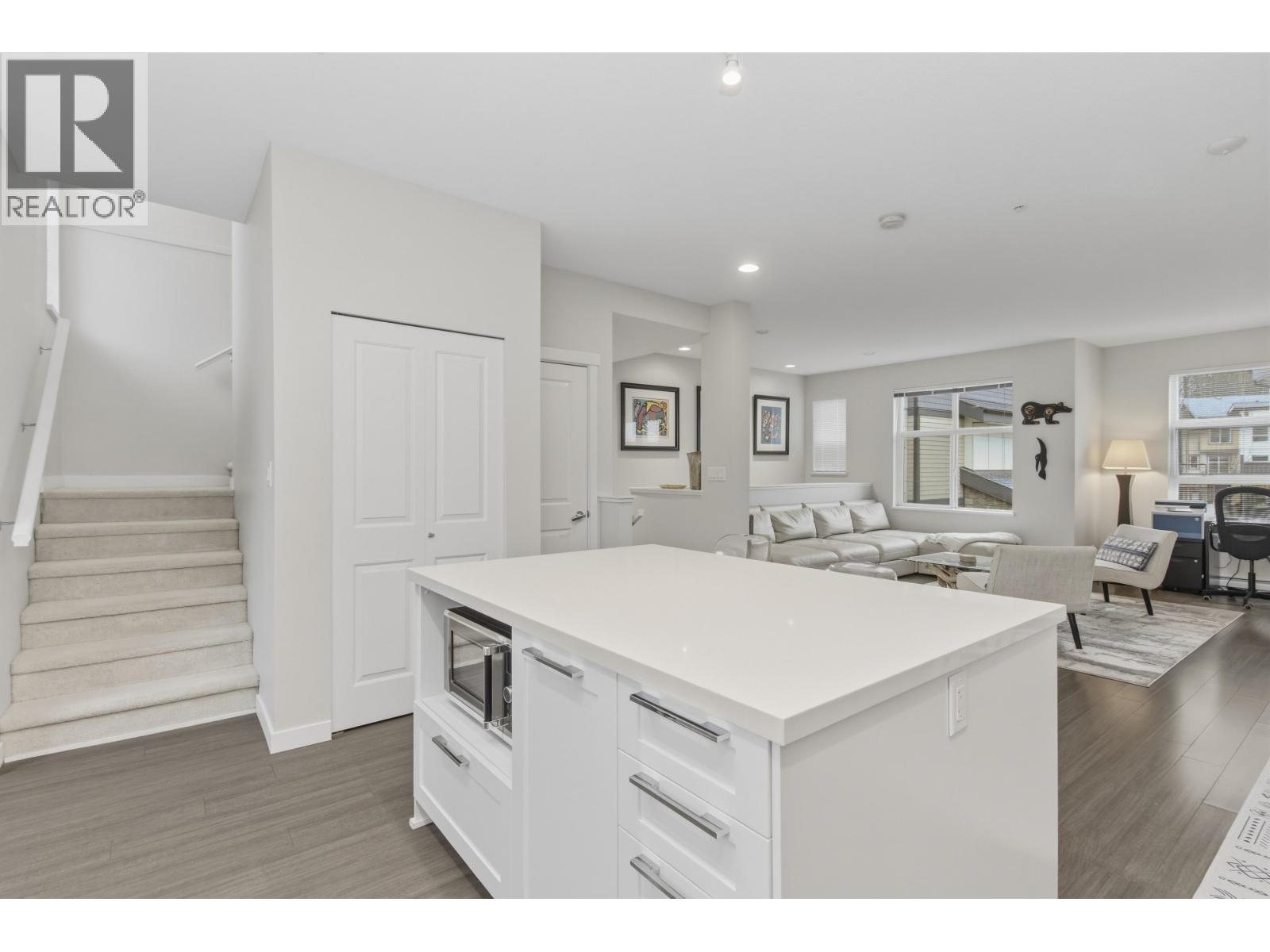 4 39548 Loggers Lane, Squamish, British Columbia  V8B 0V7 - Photo 11 - R3102066