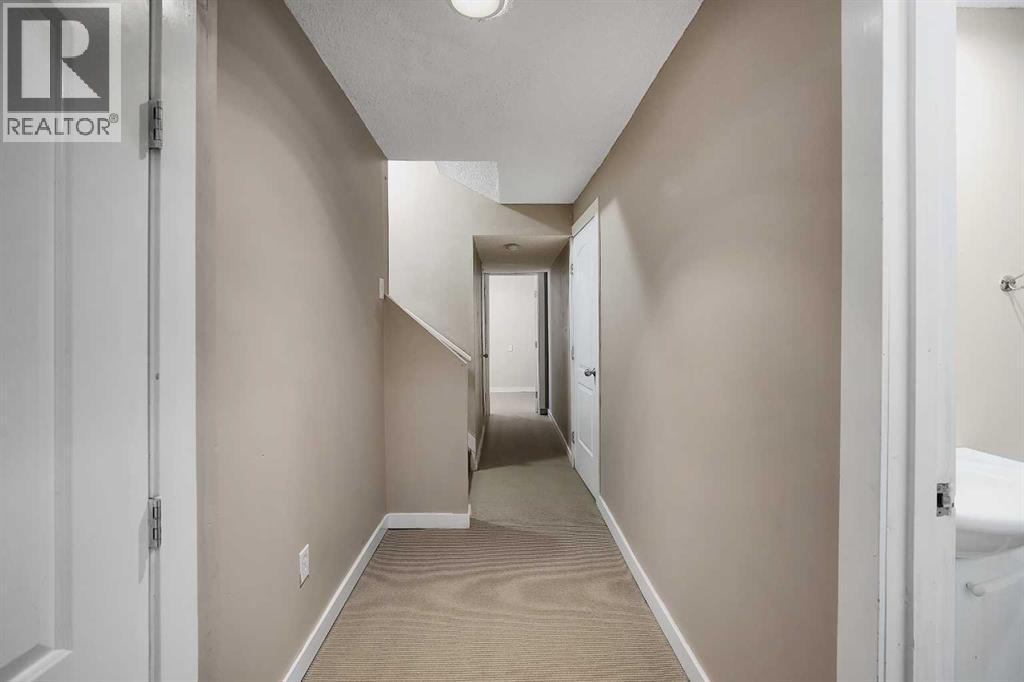 1833 New Brighton Drive, Calgary, Alberta  T2Z 4N8 - Photo 34 - A2294121