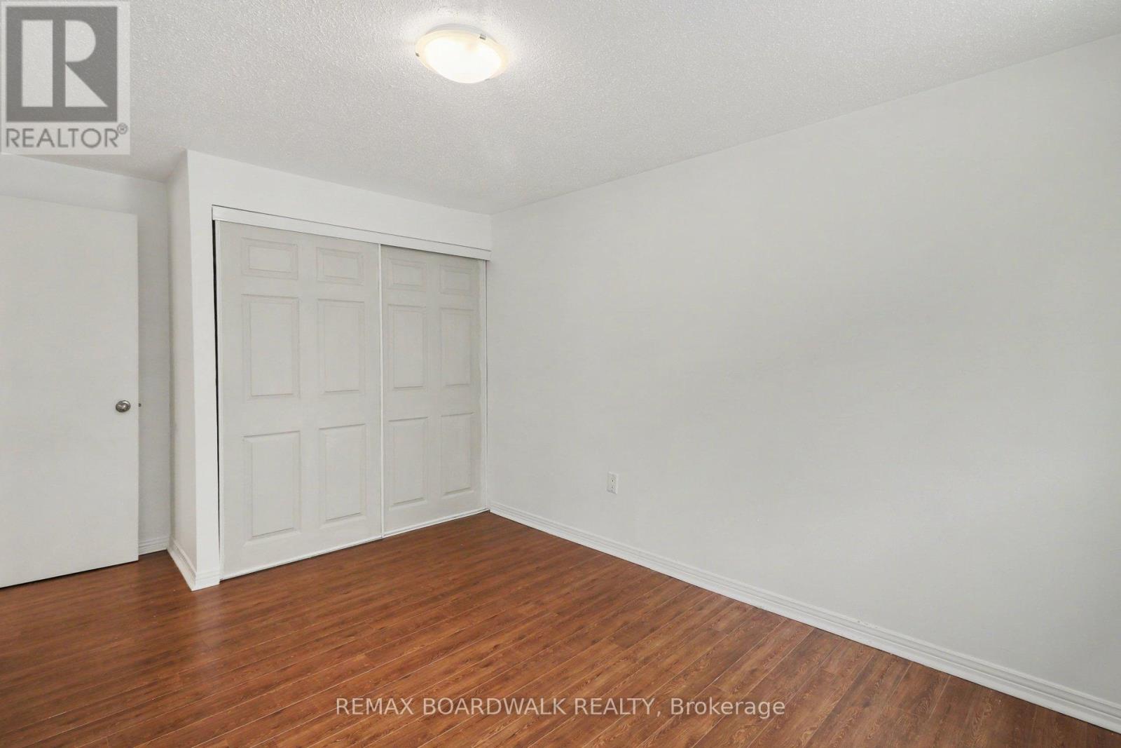 2508 Autumn Hill Crescent, Ottawa, Ontario  K1B 4M7 - Photo 22 - X12905608