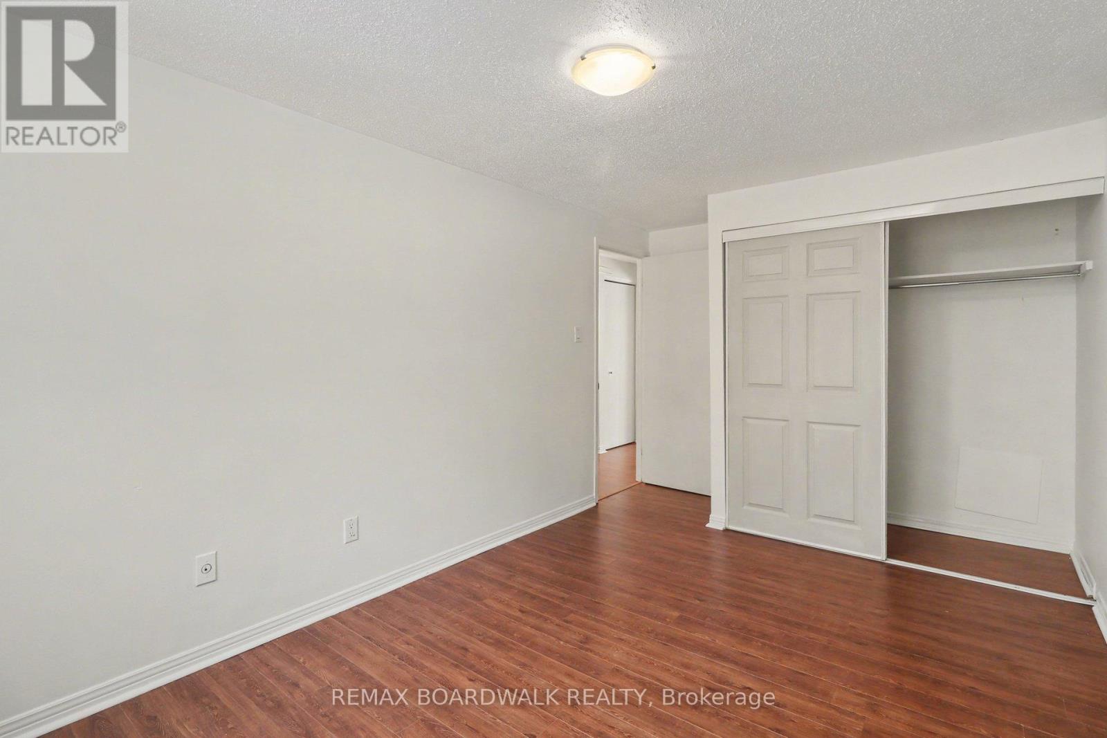 2508 Autumn Hill Crescent, Ottawa, Ontario  K1B 4M7 - Photo 33 - X12905608