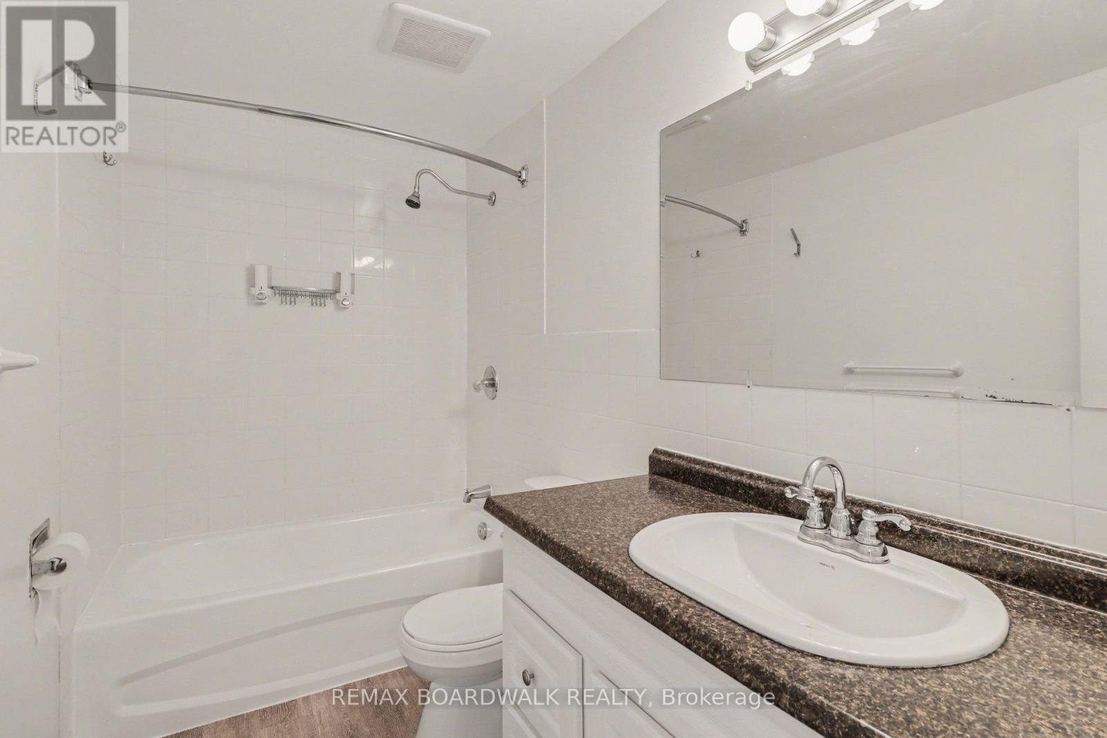 2508 Autumn Hill Crescent, Ottawa, Ontario  K1B 4M7 - Photo 35 - X12905608