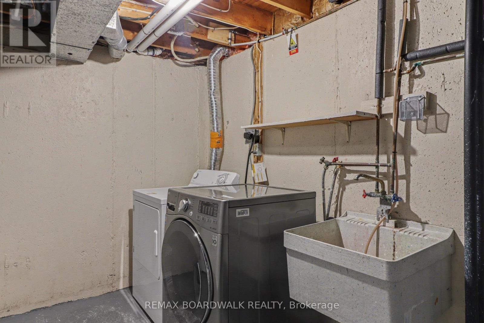 2508 Autumn Hill Crescent, Ottawa, Ontario  K1B 4M7 - Photo 40 - X12905608